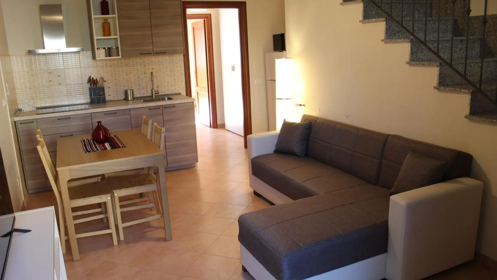 Casa Indipendente Fronte Metro C location